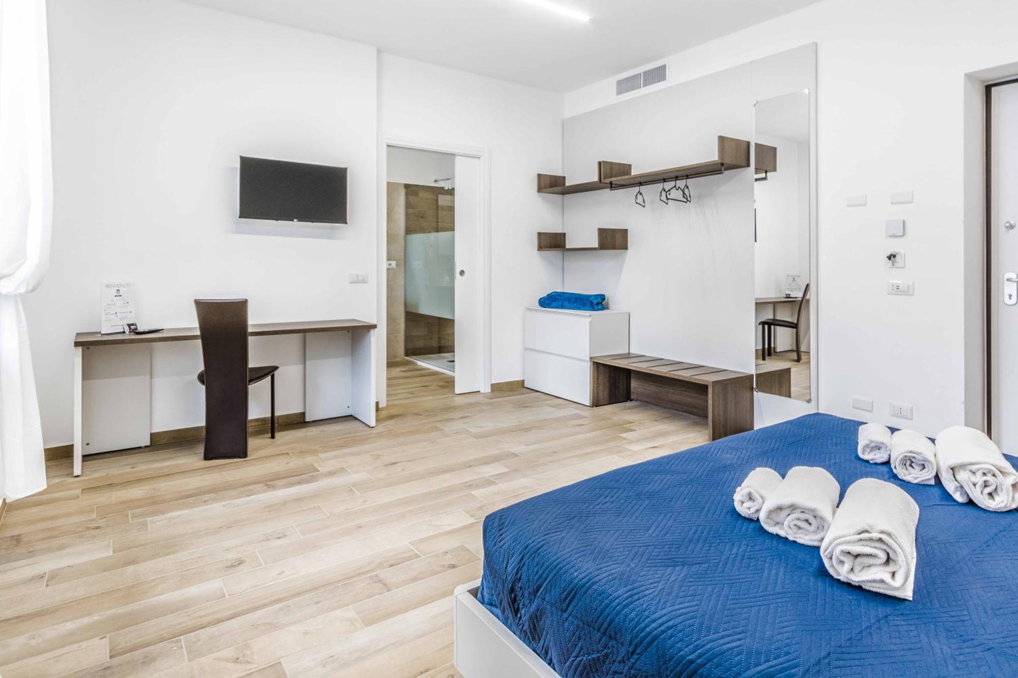 La Perla Rooms Сароно Екстериор снимка