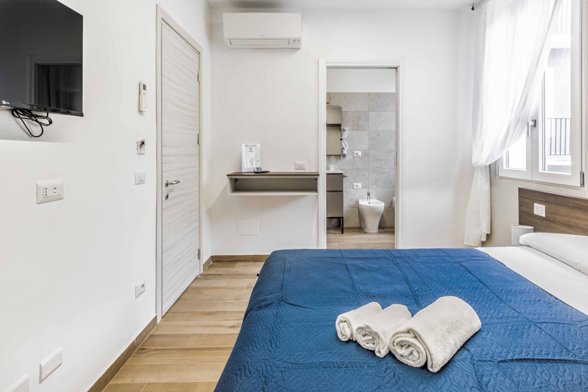 La Perla Rooms Сароно Екстериор снимка