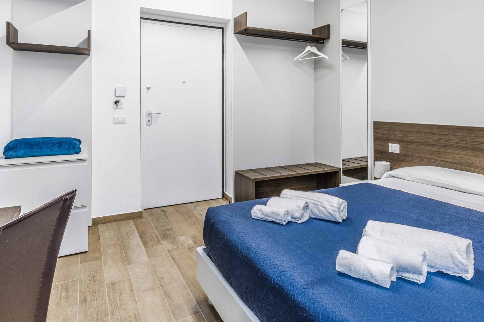 La Perla Rooms Сароно Екстериор снимка