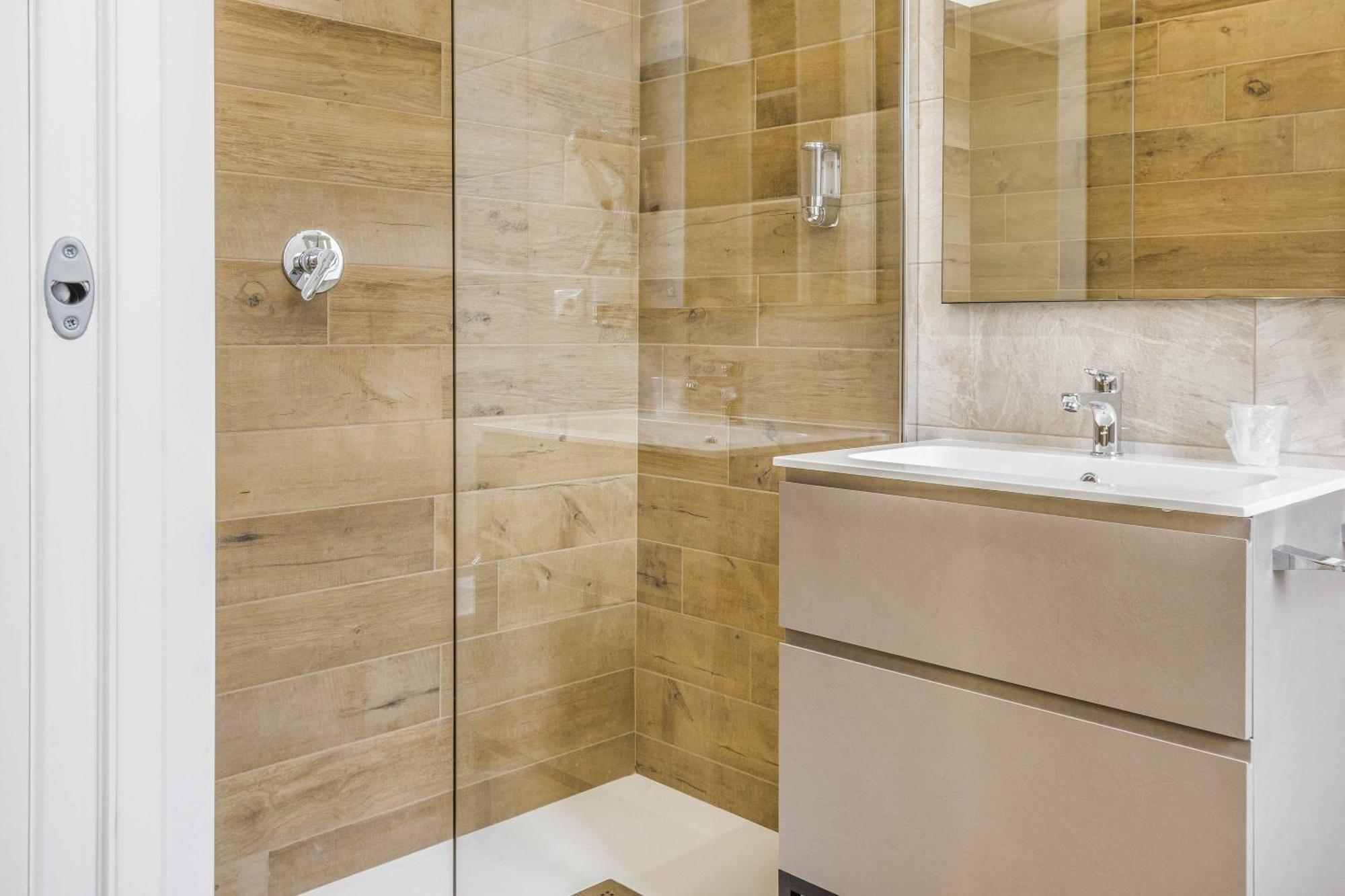 La Perla Rooms Сароно Екстериор снимка